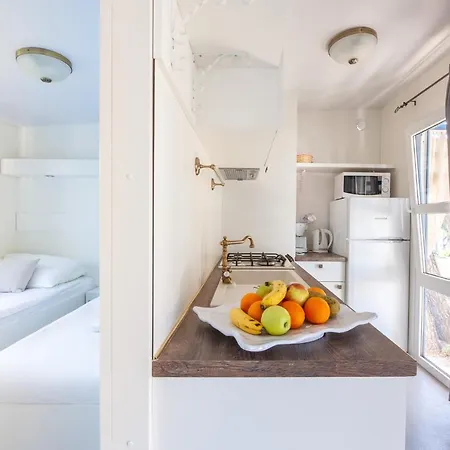 假日公园 Aminess Planet Homes Port9