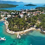 Aminess Planet Port9 Homes Feriepark 3*