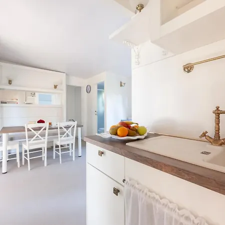 منتزه العطل Aminess Planet Homes Port9