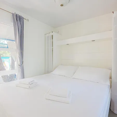Aminess Planet Homes Port9
