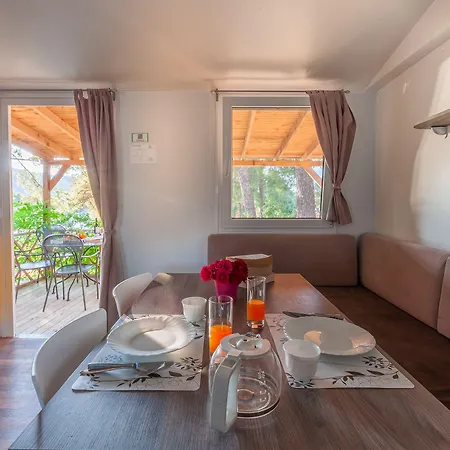 Aminess Planet Port9 Homes