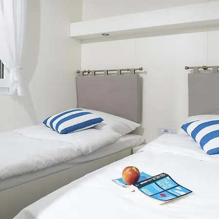 منتزه العطل Aminess Planet Homes Port9