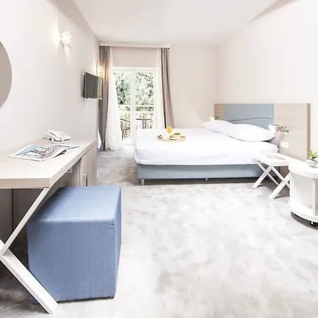 Aminess Planet Homes Port9 منتزه العطل