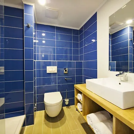 Aminess Planet Homes Port9 3* كورتْشولا