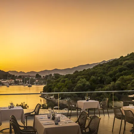 Aminess Planet Port9 Homes 3*